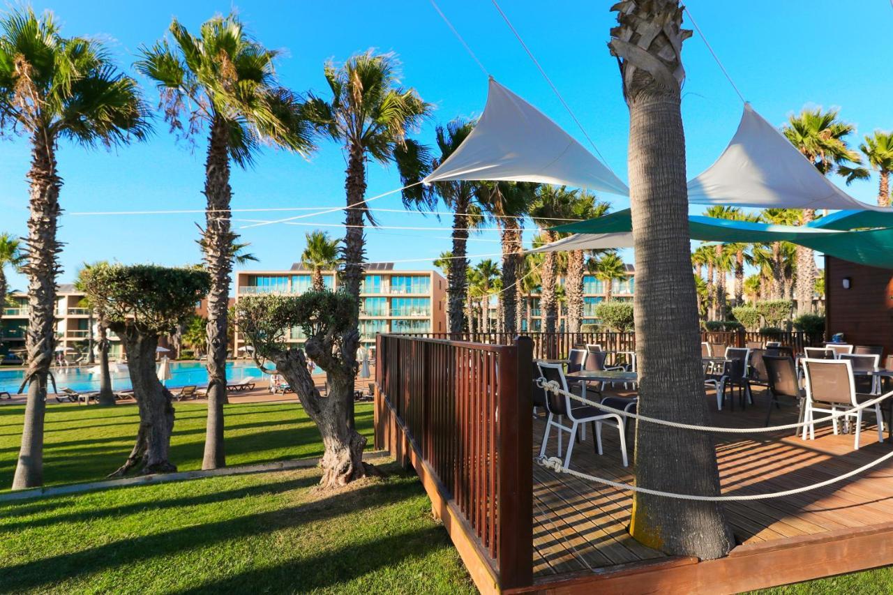 The Westin Salgados Beach Resort, Algarve Albufeira Exterior photo The pool area at the hotel