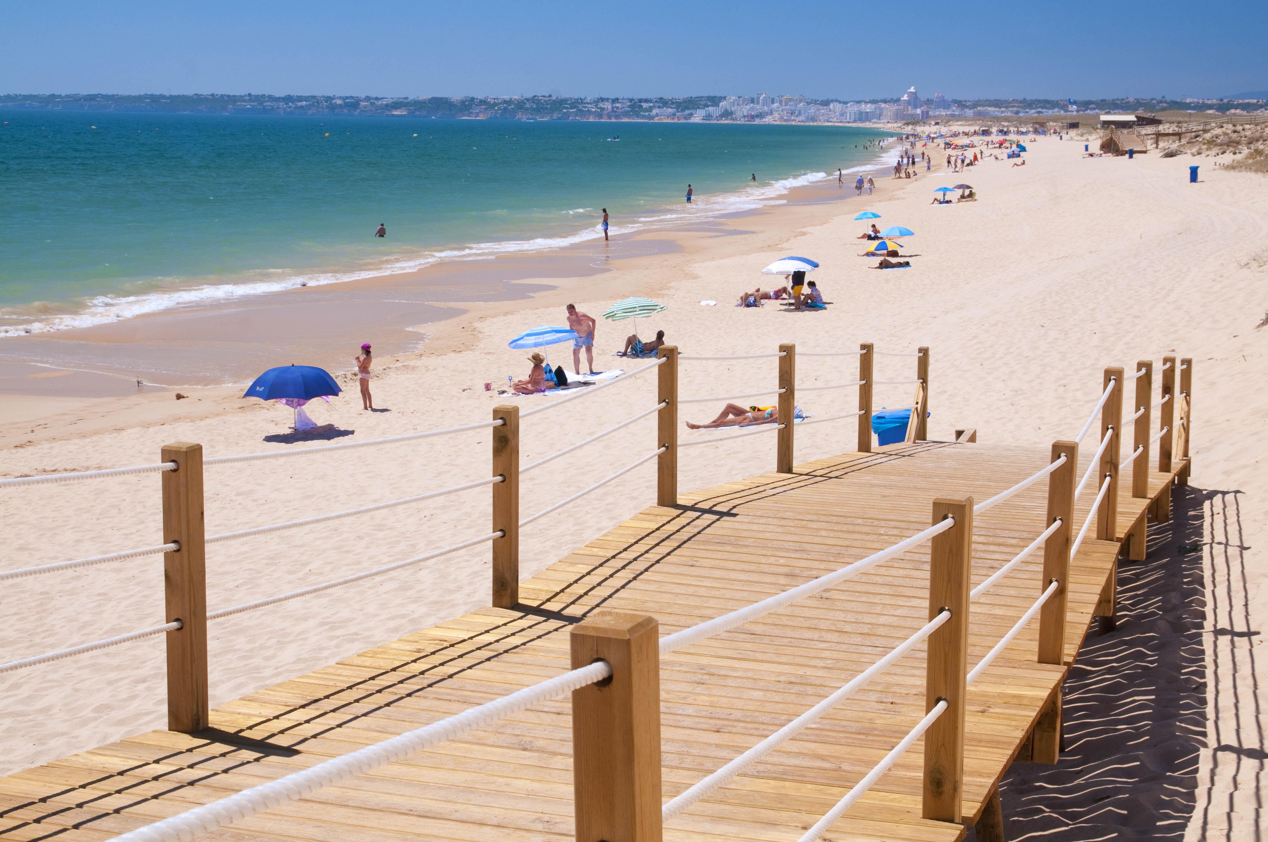 The Westin Salgados Beach Resort, Algarve Albufeira Exterior photo The beach at Port-la-Nouvelle