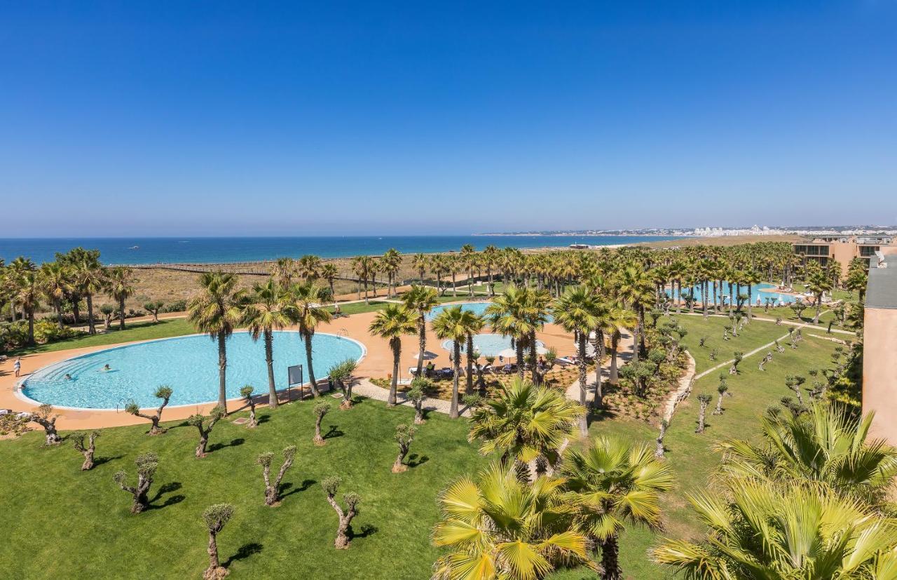 The Westin Salgados Beach Resort, Algarve Albufeira Exterior photo View of the resort